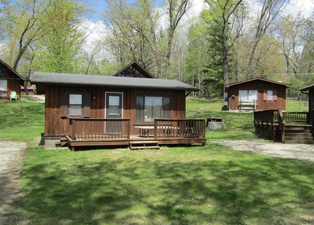 Property at 2080 N Ogemaw Trl, West Branch, MI 48661, 2 beds, 1 bath