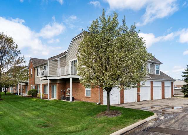 Property at 2100 Monarch Dr, Shelby Twp, MI 48316, 2 beds, 2 baths
