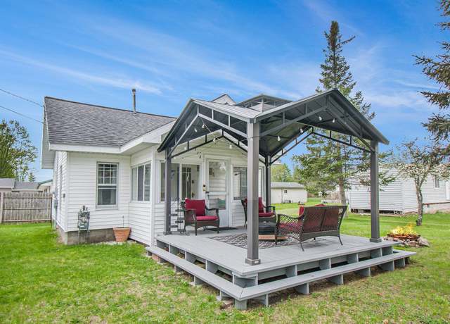 Property at 116 Alma Ln, Houghton Lake, MI 48629, 3 beds, 1 bath