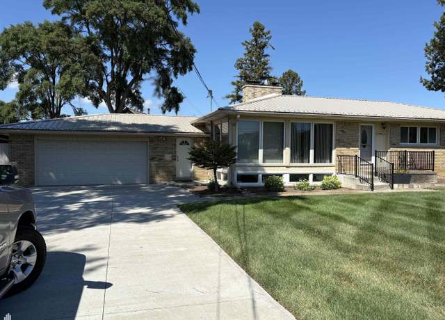 Property at 14867 21 Mile Rd, Shelby Charter Township, MI 48315, 3 beds, 1.5 baths