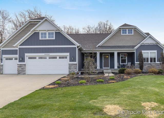 Property at 9080 Hopewell Dr, Rockford, MI 49341, 4 beds, 3.5 baths