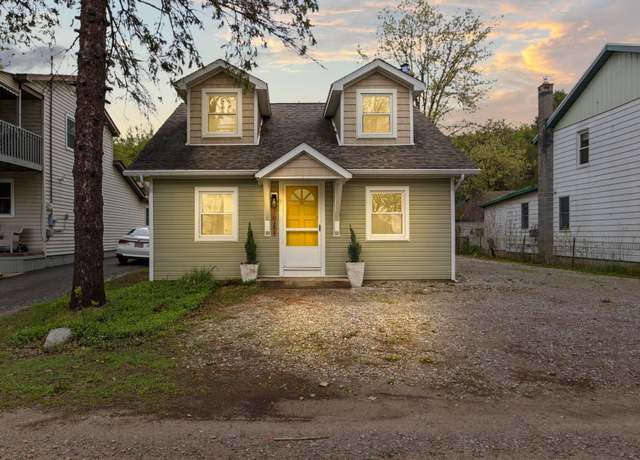 Property at 10281 Grove Dr, Whitmore Lake, MI 48189, 3 beds, 2.5 baths