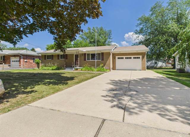Property at 15586 Spruce St, Monroe, MI 48161, 3 beds, 1.5 baths