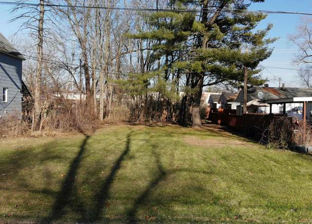 Property at 28600 Grayling Ave, Farmington, MI 48336