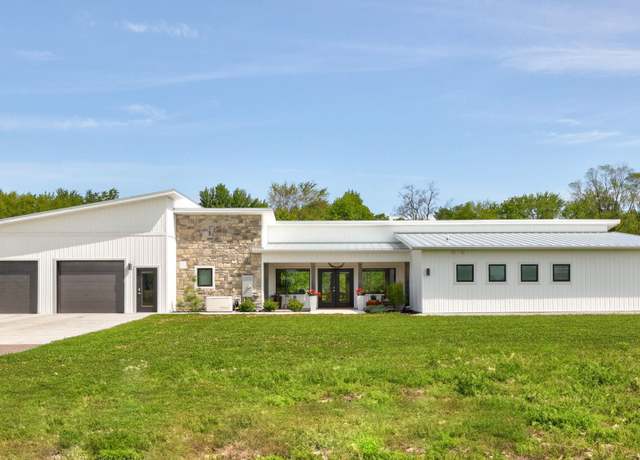 Property at 5595 Riverview Dr, Bridgeport, MI 48722, 2 beds, 3 baths