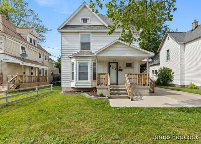 Property at 37 Rose St SW, Grand Rapids, MI 49507, 4 beds, 2 baths