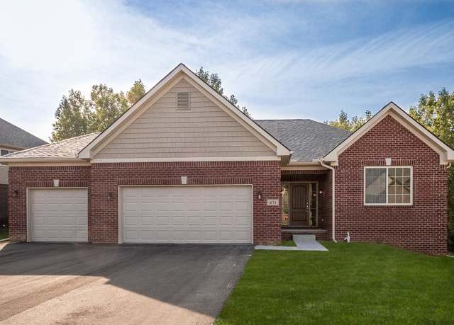 Property at 53195 Woodland Mdws, Chesterfield, MI 48047, 3 beds, 2 baths