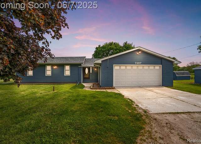 Property at 7287 Ray Rd, Swartz Creek, MI 48473, 3 beds, 2 baths