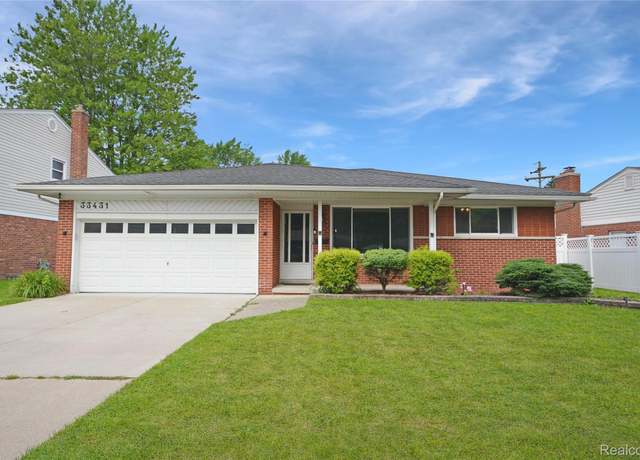 Property at 33431 Groth Dr, Sterling Heights, MI 48312, 3 beds, 1.5 baths