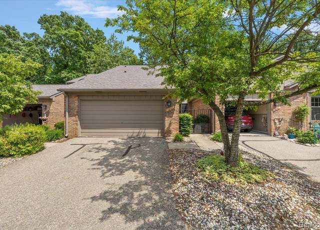Property at 1691 Lodge Pole Ln, Rochester, MI 48309, 3 beds, 2.5 baths