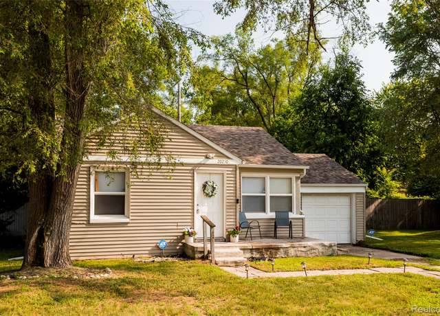 Property at 20210 Westhampton Ave, Southfield, MI 48075, 2 beds, 1 bath