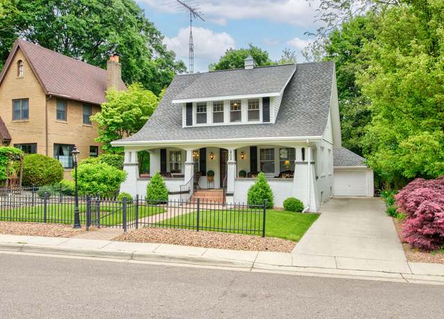 Property at 902 Oakridge Dr, Jackson, MI 49203, 3 beds, 1.5 baths