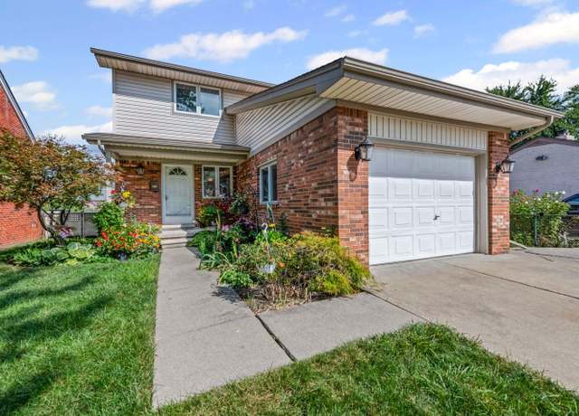 Property at 27928 Ursuline St, St Clair Shores, MI 48081, 3 beds, 1.5 baths