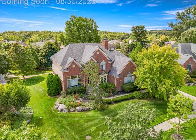 Property at 44067 Greenview Ln, Northville, MI 48168, 5 beds, 4.5 baths