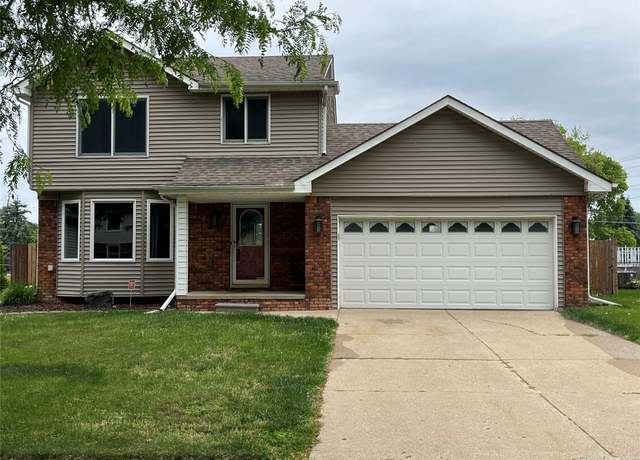 Property at 13241 Beresford Dr, Sterling Heights, MI 48313, 3 beds, 1.5 baths