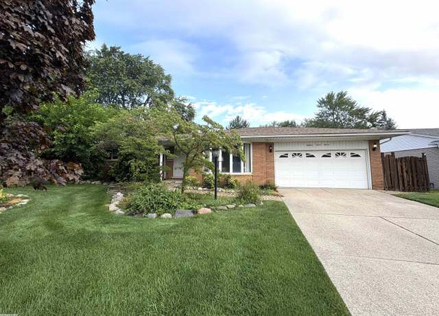 Property at 18711 N Nunneley Rd, Clinton Charter Township, MI 48036, 3 beds, 2 baths