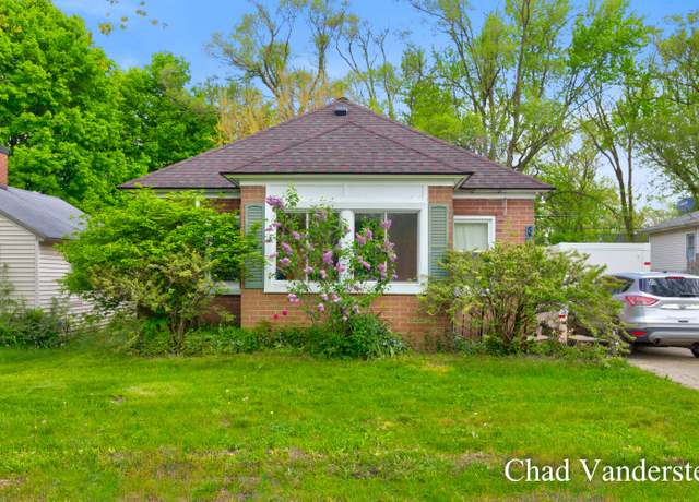 Property at 525 W 22nd St, Holland, MI 49423, 2 beds, 1 bath