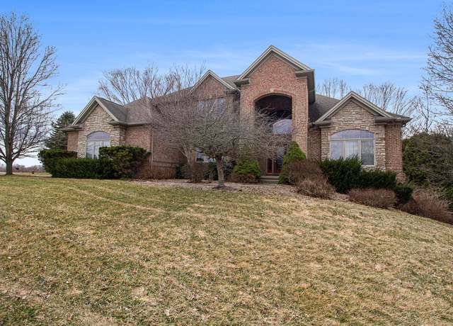 Property at 1606 Kriss Crossing Rd, Brighton, MI 48114, 5 beds, 2.5 baths
