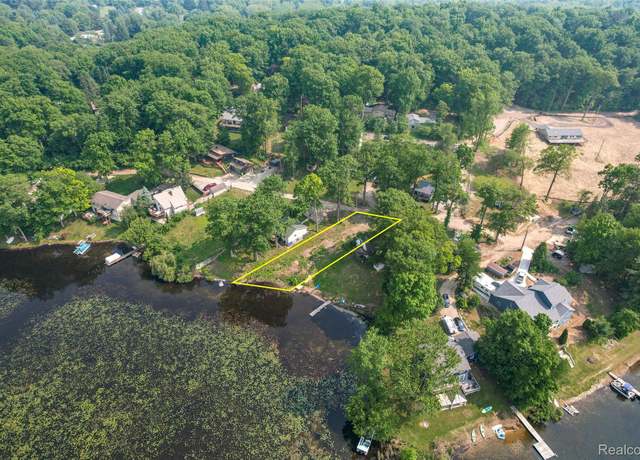 Property at 0 Wayne Rd, White Lake, MI 48383