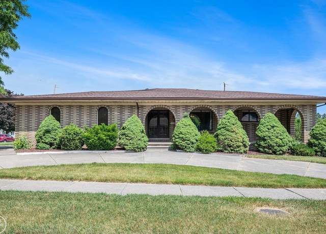 Property at 35848 Devereaux Rd, Clinton Township, MI 48035, 3 beds, 3 baths