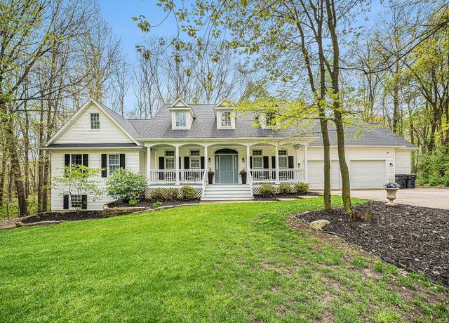 Property at 6847 Northstar Ave, Kalamazoo, MI 49009, 6 beds, 2.5 baths