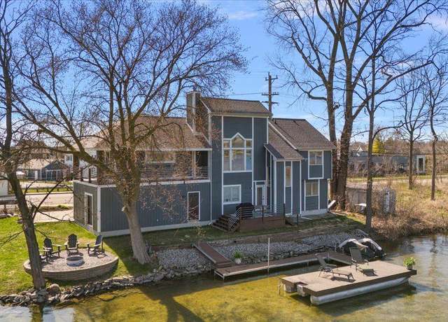 Property at 1427 S Cass Lake Rd, Waterford, MI 48328, 3 beds, 2 baths