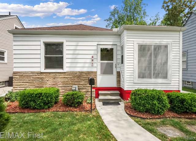 Property at 601 E Webster St, Ferndale, MI 48220, 3 beds, 1 bath