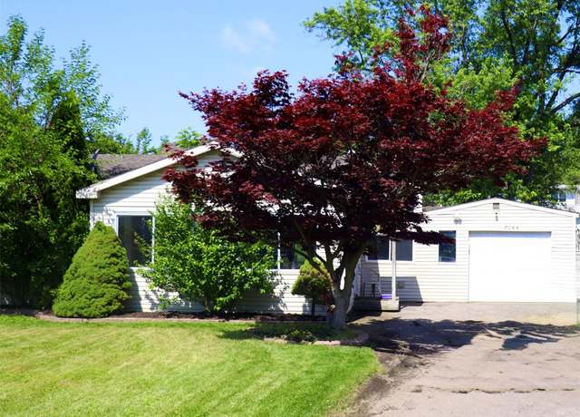 Property at 7044 Desmond Rd, Waterford Charter Township, MI 48329, 2 beds, 1 bath