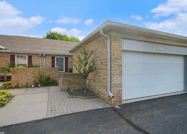 Property at 48702 Sturgis Ct, Utica, MI 48315, 2 beds, 3 baths