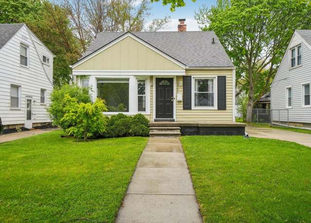 Property at 13750 Talbot St, Oak Park, MI 48237, 3 beds, 3 baths