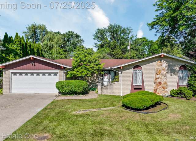 Property at 37037 Vita Marie St, Clinton Twp, MI 48036, 3 beds, 1.5 baths