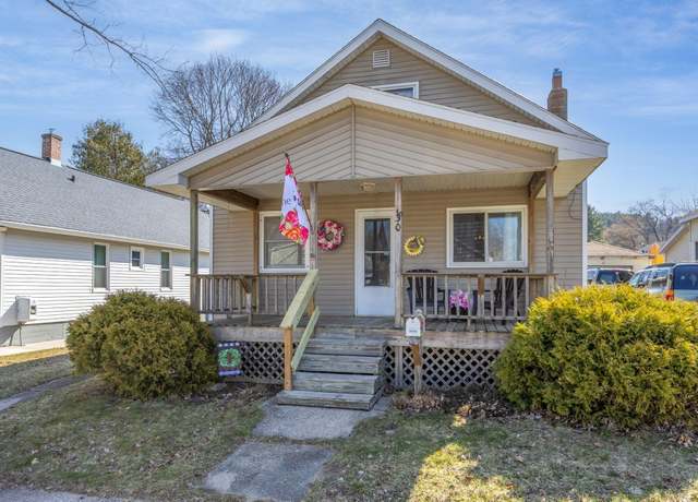 Property at 930 Cotey St, Cadillac, MI 49601, 2 beds, 1 bath