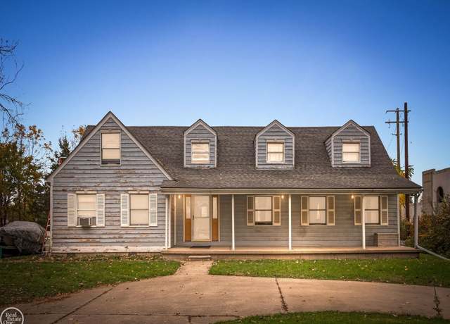 Property at 11025 16 1/2 Mile Rd, Sterling Heights, MI 48312, 4 beds, 2 baths