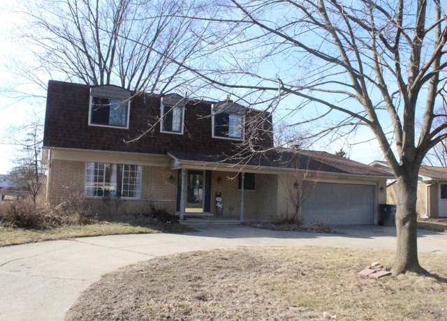 Property at 39349 Cadborough Dr, Clinton Township, MI 48038, 4 beds, 2.5 baths