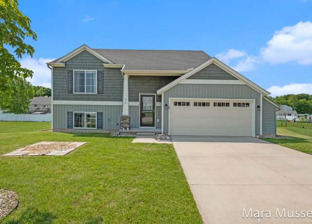 Property at 310 Robin Ct, Caledonia, MI 49316, 3 beds, 2 baths