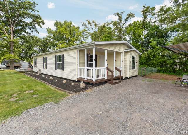 Property at 2935 Heeney Rd, Stockbridge, MI 49285, 3 beds, 2 baths