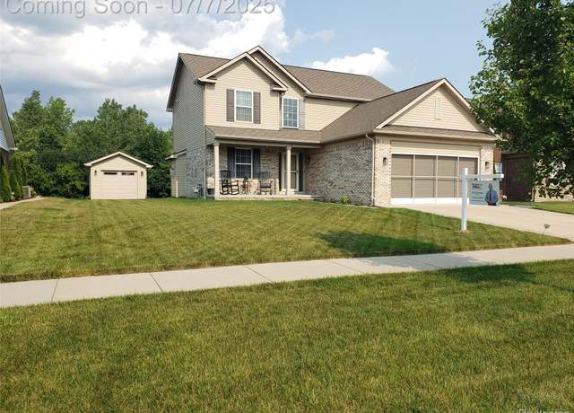 Property at 33873 Crooks St, Rockwood, MI 48173, 4 beds, 2.5 baths