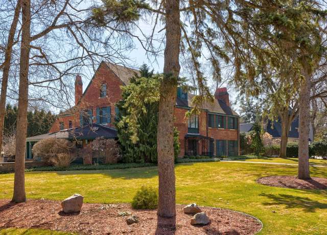 Property at 27 W Hannum Blvd, Saginaw, MI 48602, 5 beds, 7.5 baths