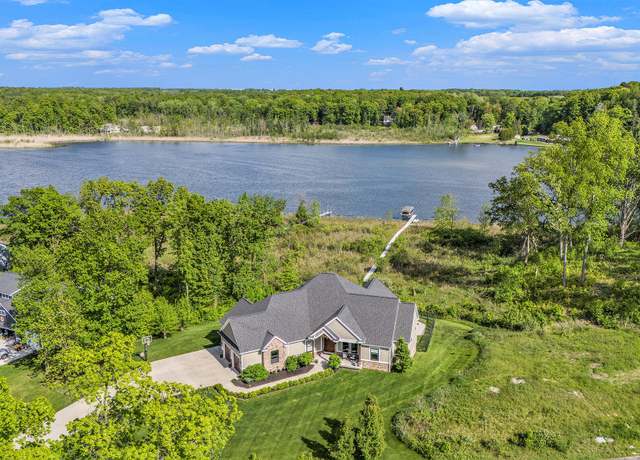 Property at 9482 Wabasis Pointe Dr NE, Greenville, MI 48838, 4 beds, 3.5 baths