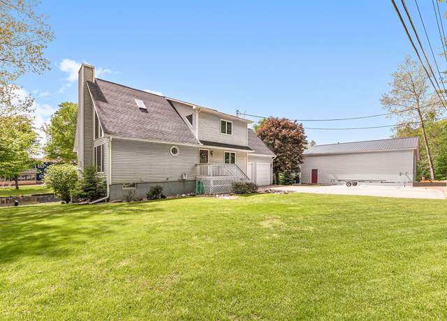 Property at 5095 Bliss Ln, Newaygo, MI 49337, 3 beds, 2 baths