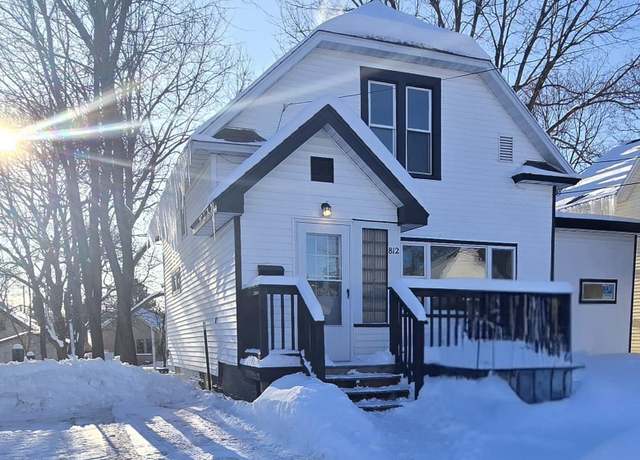 Property at 812 Lynn St, Cadillac, MI 49601, 3 beds, 1 bath