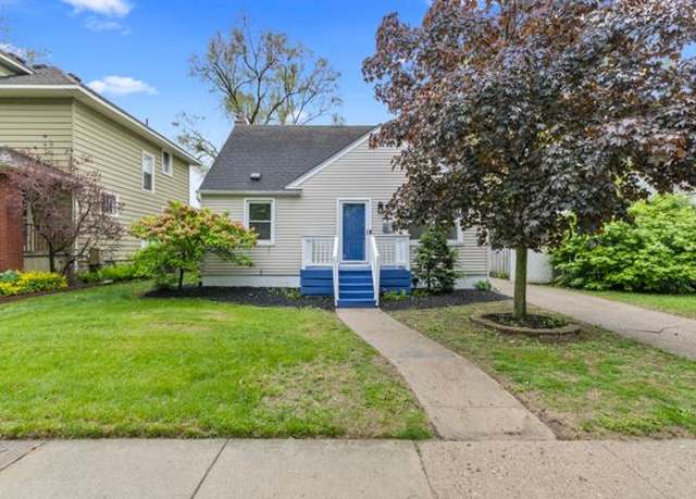 Property at 1517 W Saratoga St, Ferndale, MI 48220, 3 beds, 2 baths