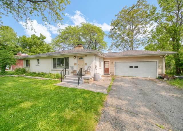 Property at 2618 Greencliff Dr, East Lansing, MI 48823, 2 beds, 1 bath