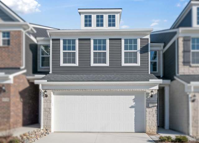 Property at 4084 Nottingham Cir, Clarkston, MI 48346, 3 beds, 2.5 baths
