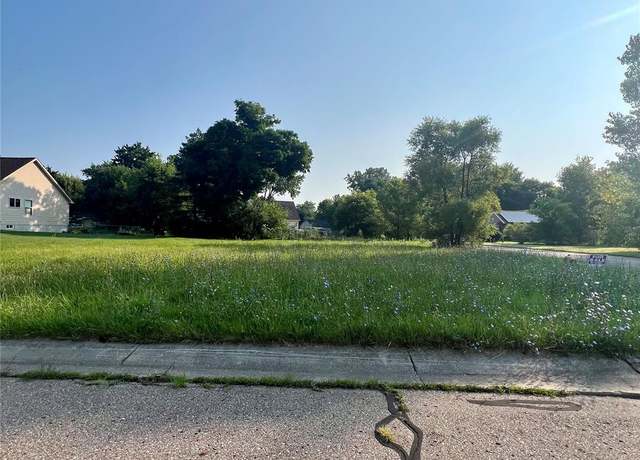 Property at 1 Whisper Ridge Ct, Burton, MI 48509