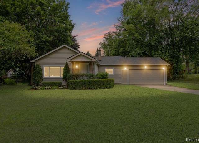 Property at 8344 Millis Rd, Shelby Charter Township, MI 48317, 2 beds, 1 bath