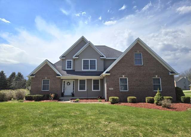 Property at 5935 Chandra Dr, Kalamazoo, MI 49004, 4 beds, 2.5 baths