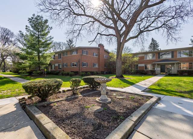 Property at 928 N Adams Rd #2, Birmingham, MI 48009, 2 beds, 1.5 baths