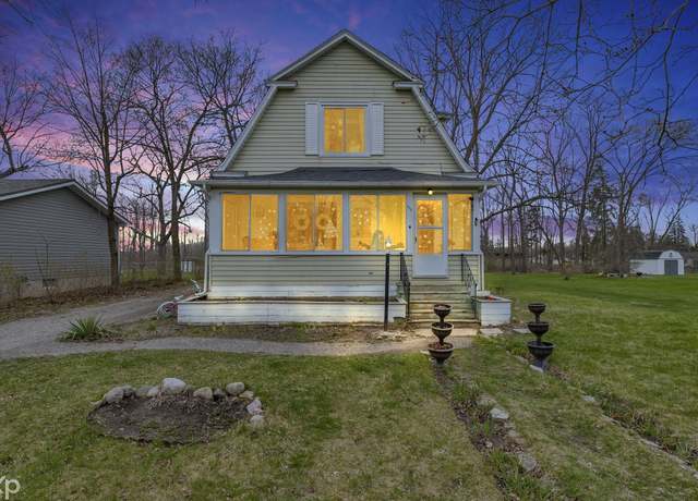 Property at 128 S Court St, Standish, MI 48658, 3 beds, 2 baths