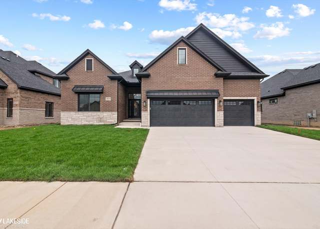 Property at 19307 Springbrook Dr, Macomb Township, MI 48044, 3 beds, 2.5 baths